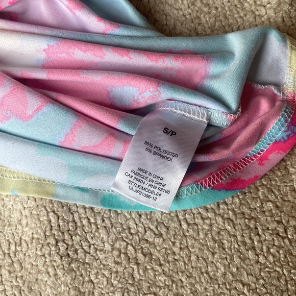 The official Coca Cola classic tye die crop top oversized small - Picture 4 of 4